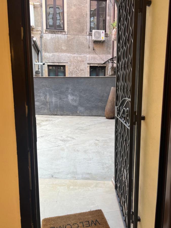San Michele Suite - Intero Appartamento In Pieno Centro Catania Luaran gambar